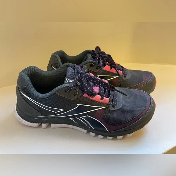 Reebok Runners - Picture 9 of 12